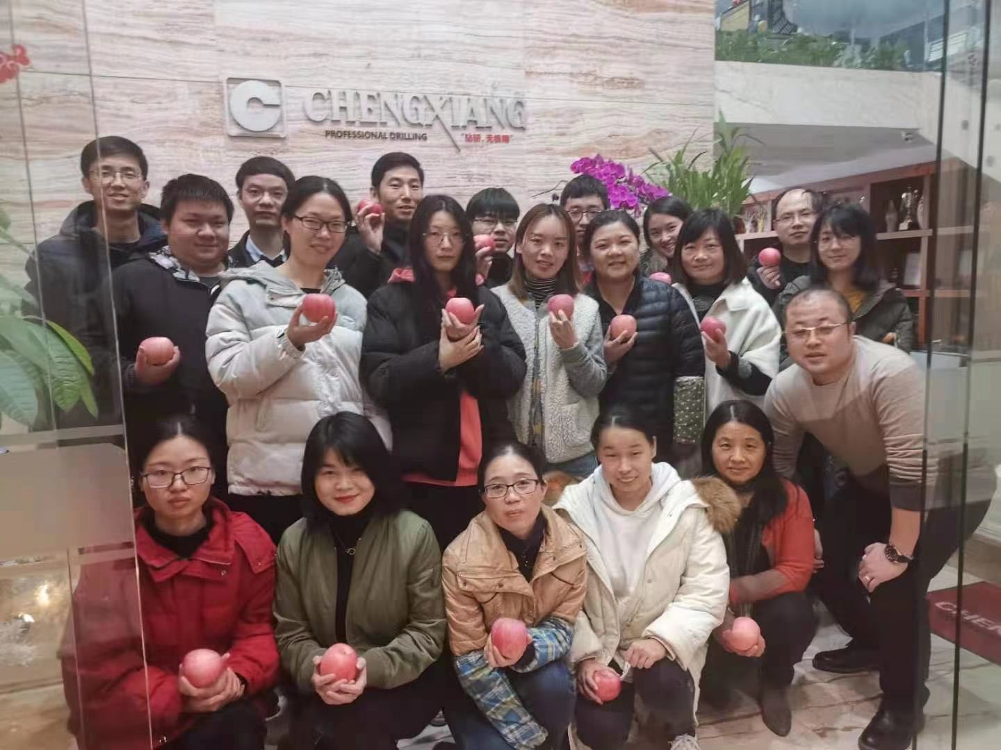 風勁帆滿圖新志，砥礪奮進正此時